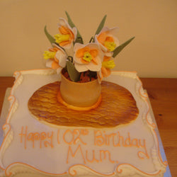 Vase Of Daffodils Birthday Cake