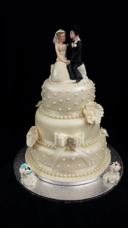 3 Tier  Wedding Cake With Bride & Groom