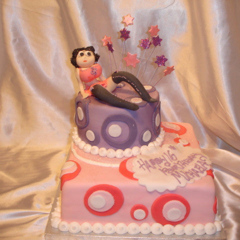 2 Tier Bety Boo Birthday Cake//