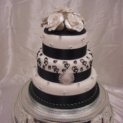 Black & White  Wedding Cake